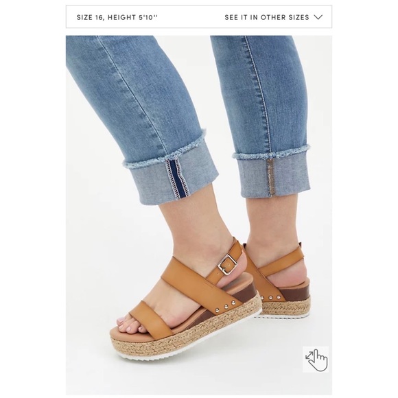 NEW Torrid 22 Crop Boyfriend Straight Vintage Stretch Mid-Rise Jean, Read Info - Picture 9 of 16